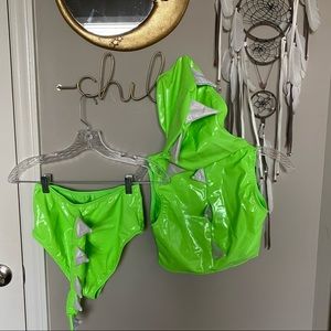 Cute festival outfit only worn once!!